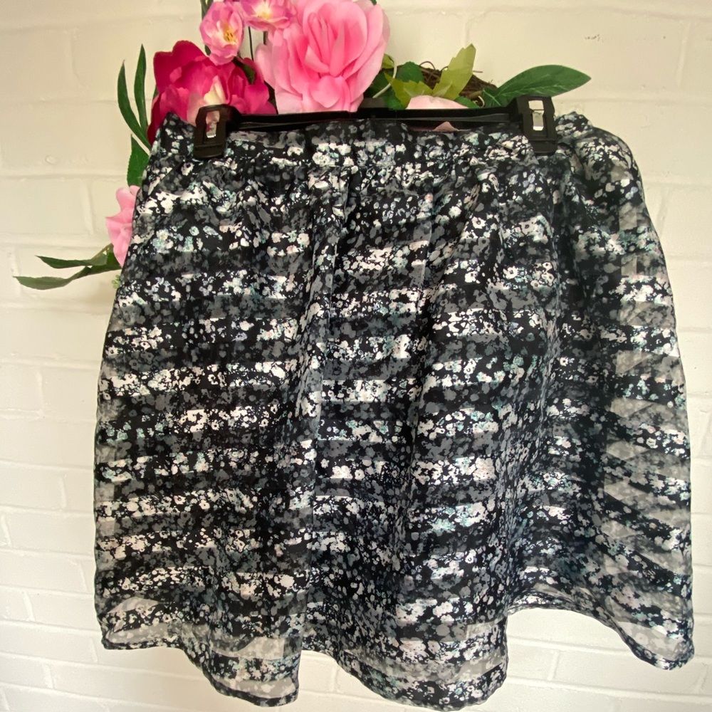 Xhilaration Skirt
